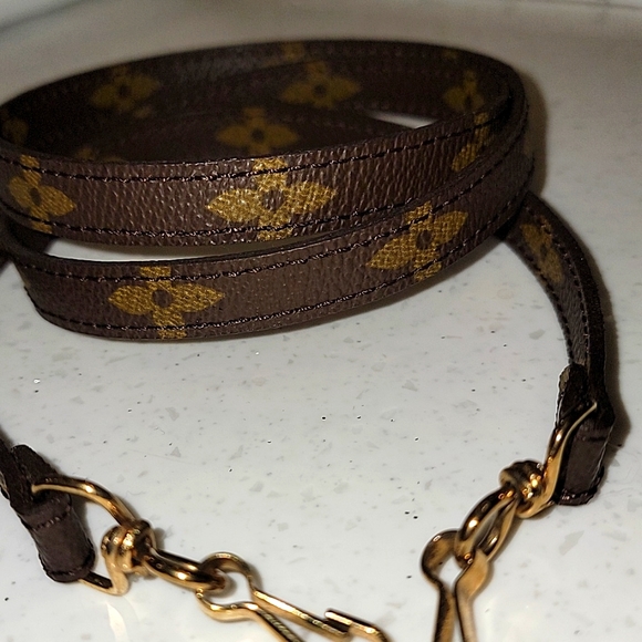 Authentic Louis Vuitton strap perfect for pouchette or small pouch - Picture 3 of 8